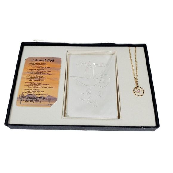 3 Piece Confirmation Gift Set Gold Tone Painted Dove Necklace Prayer Card Hanky - Picture 1 of 5